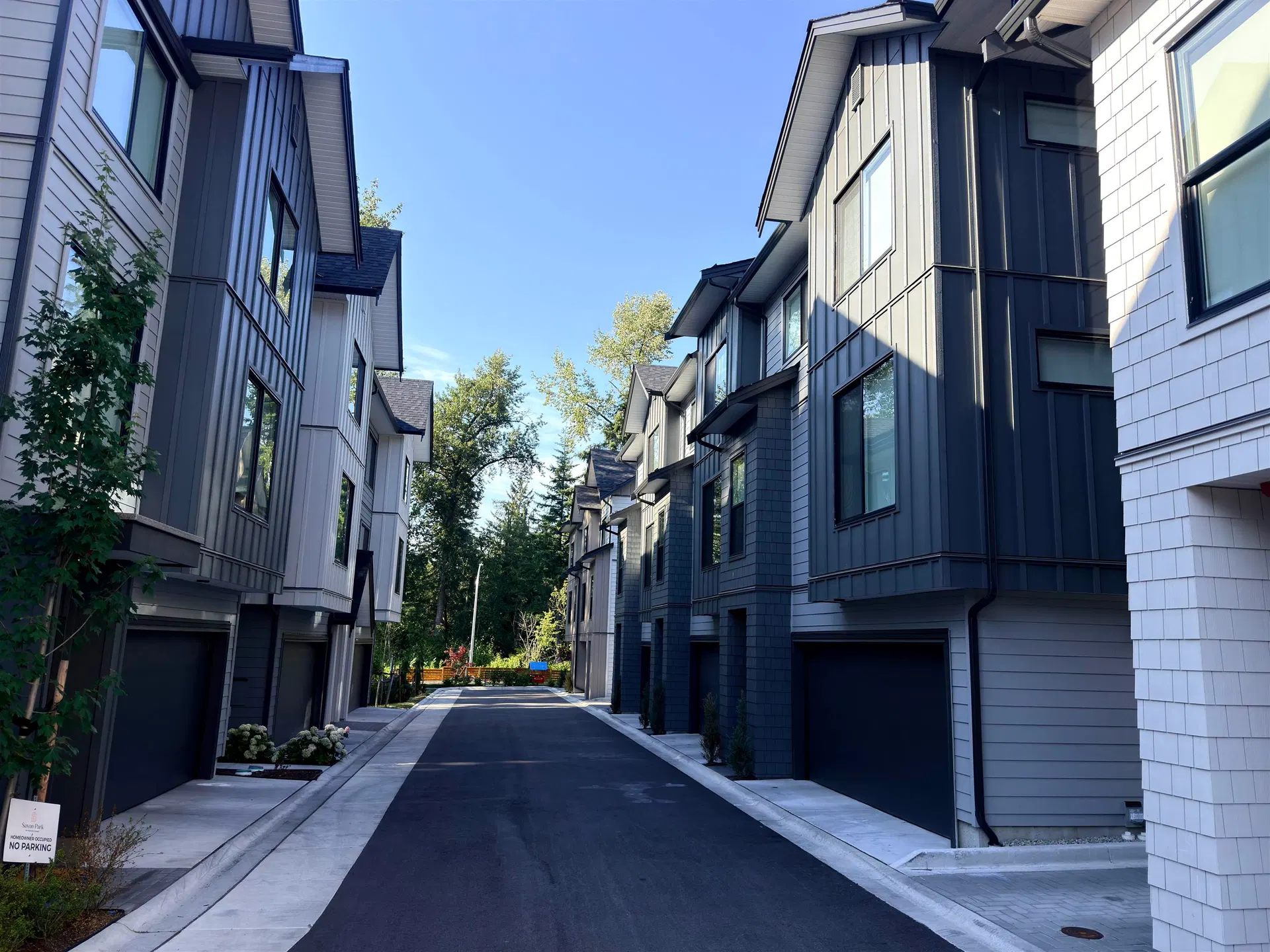 Photo 2 of 23 at #11 – 7762 203 Street