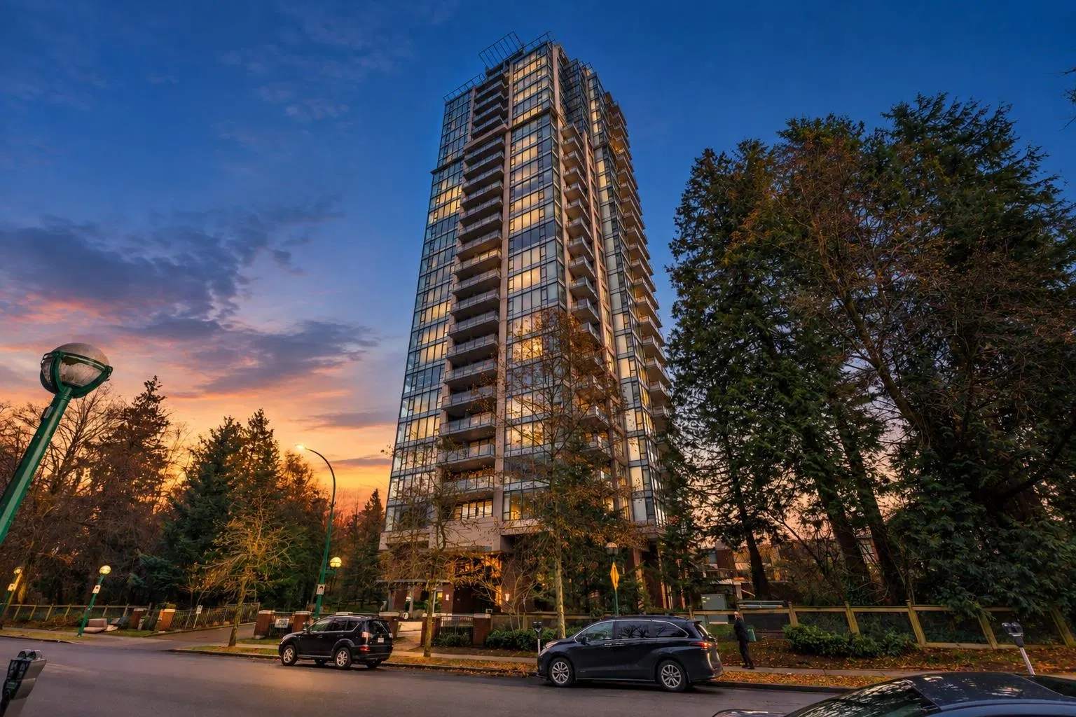 #2902 – 7088 18th Avenue