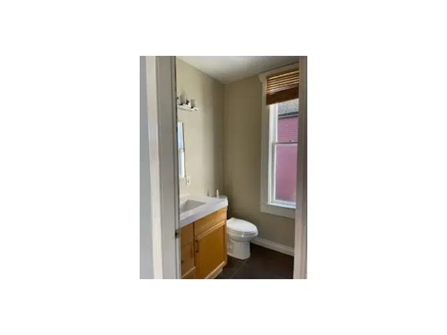 Photo 4 of 18 at 324 Tenth Street