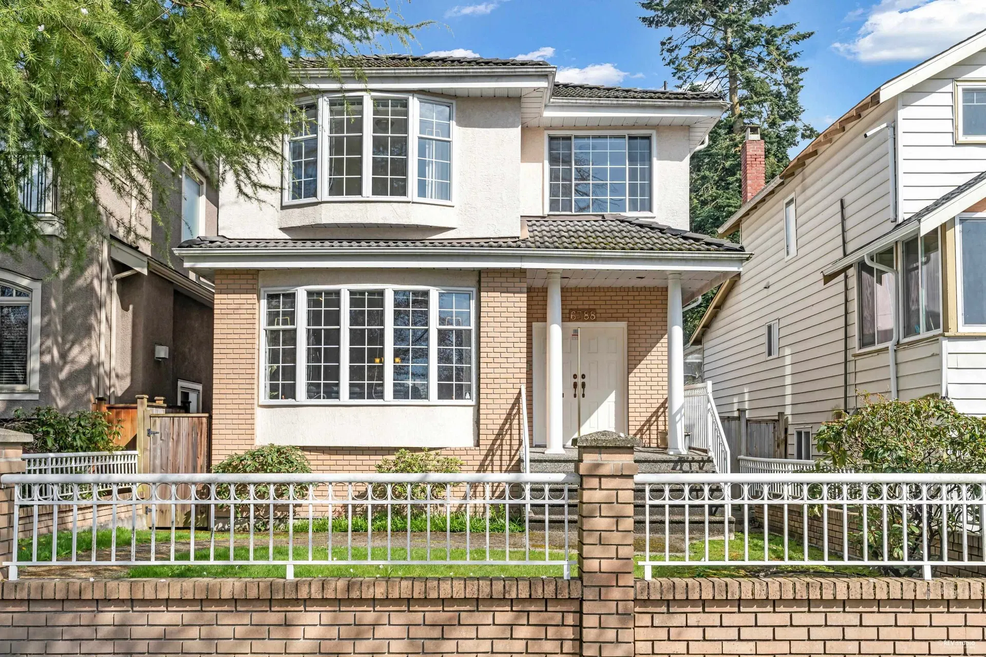 Photo 1 of 39 at 6388 Laburnum Street