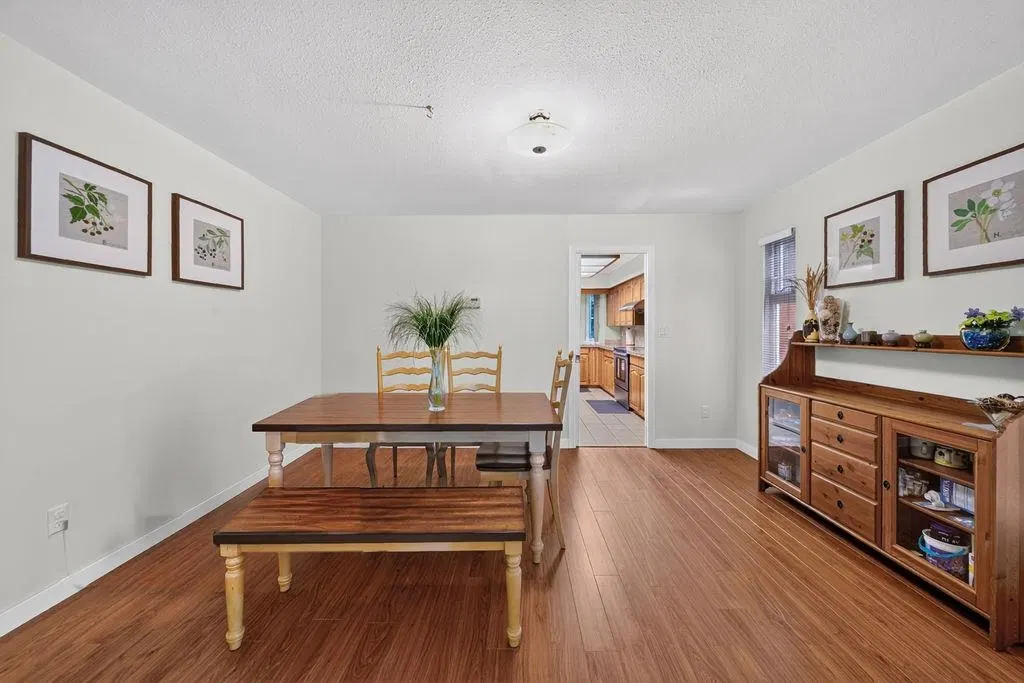 Photo 5 of 21 at 6391 Bouchard Court