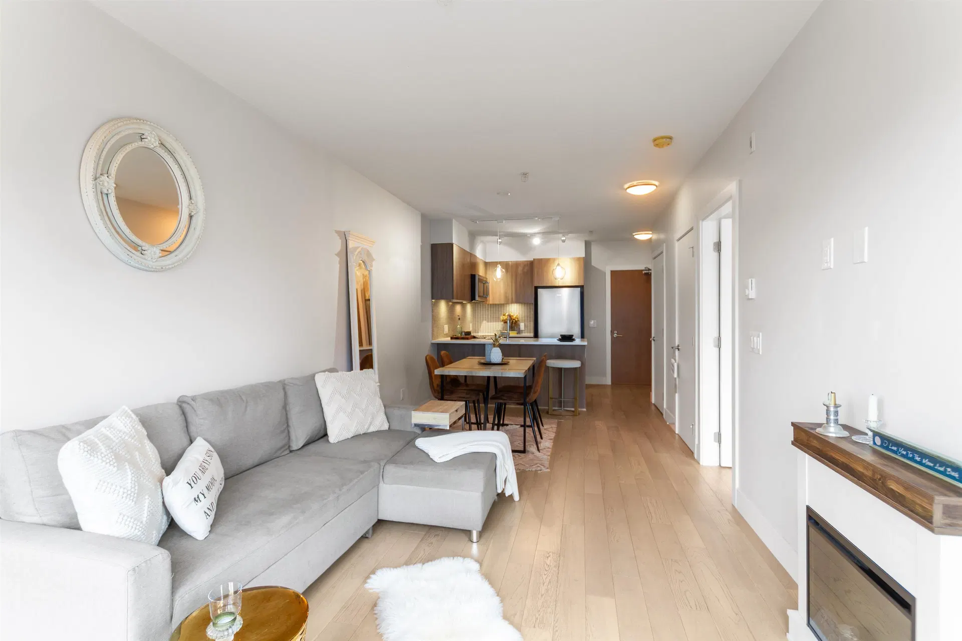 Photo 4 of 21 at #509 – 2477 Carolina Street
