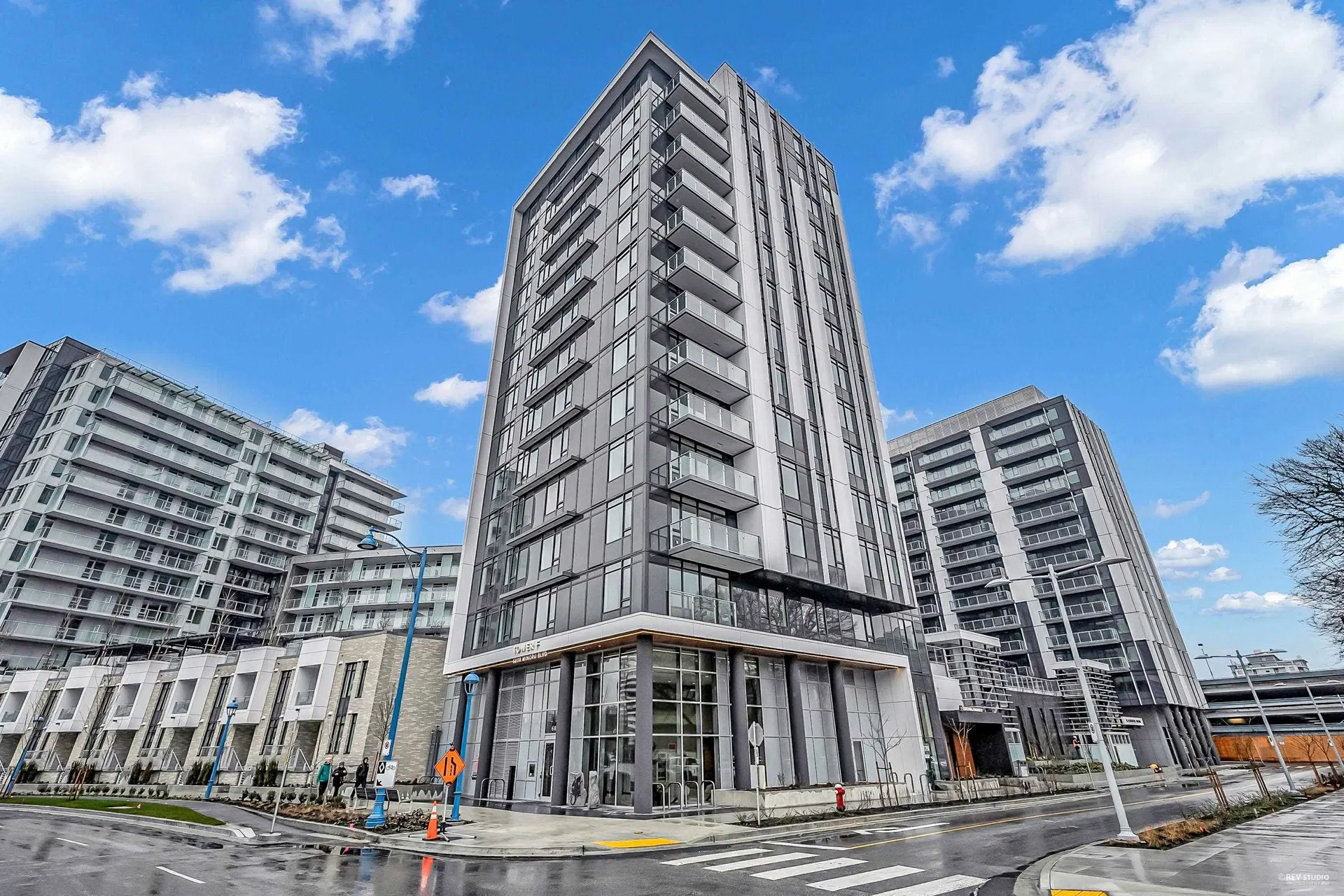 Photo 2 of 37 at #902 – 6808 Minoru Boulevard