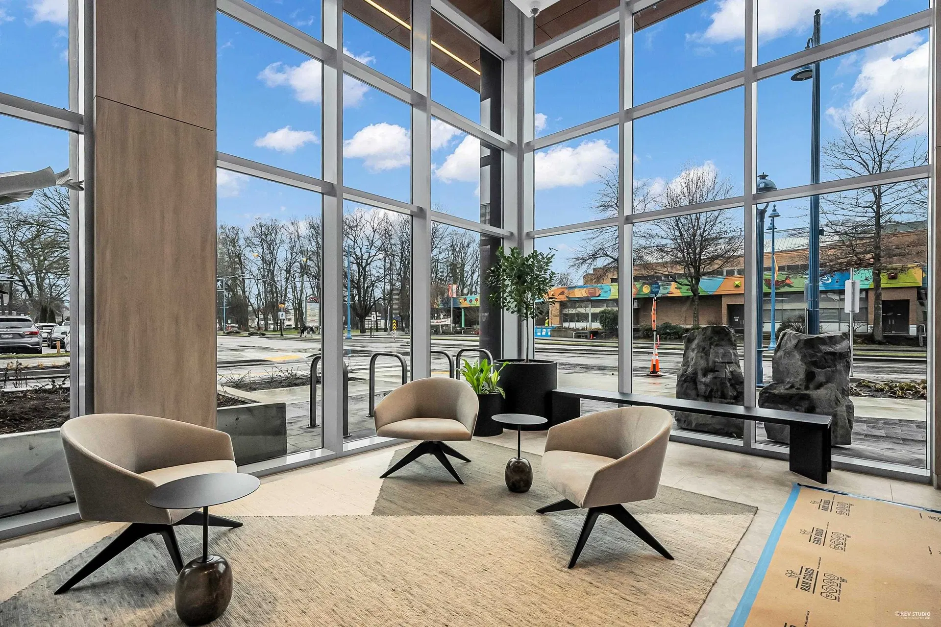 Photo 3 of 37 at #902 – 6808 Minoru Boulevard