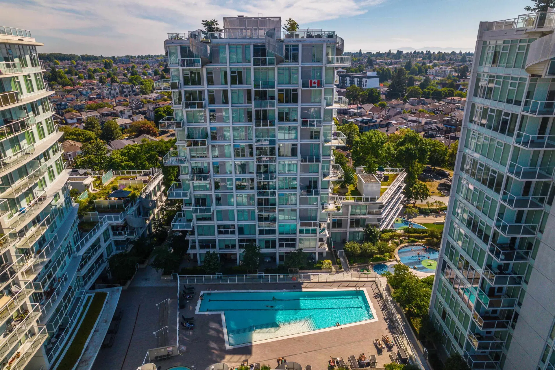 Photo 1 of 30 at #510 – 2221 E 30th Avenue