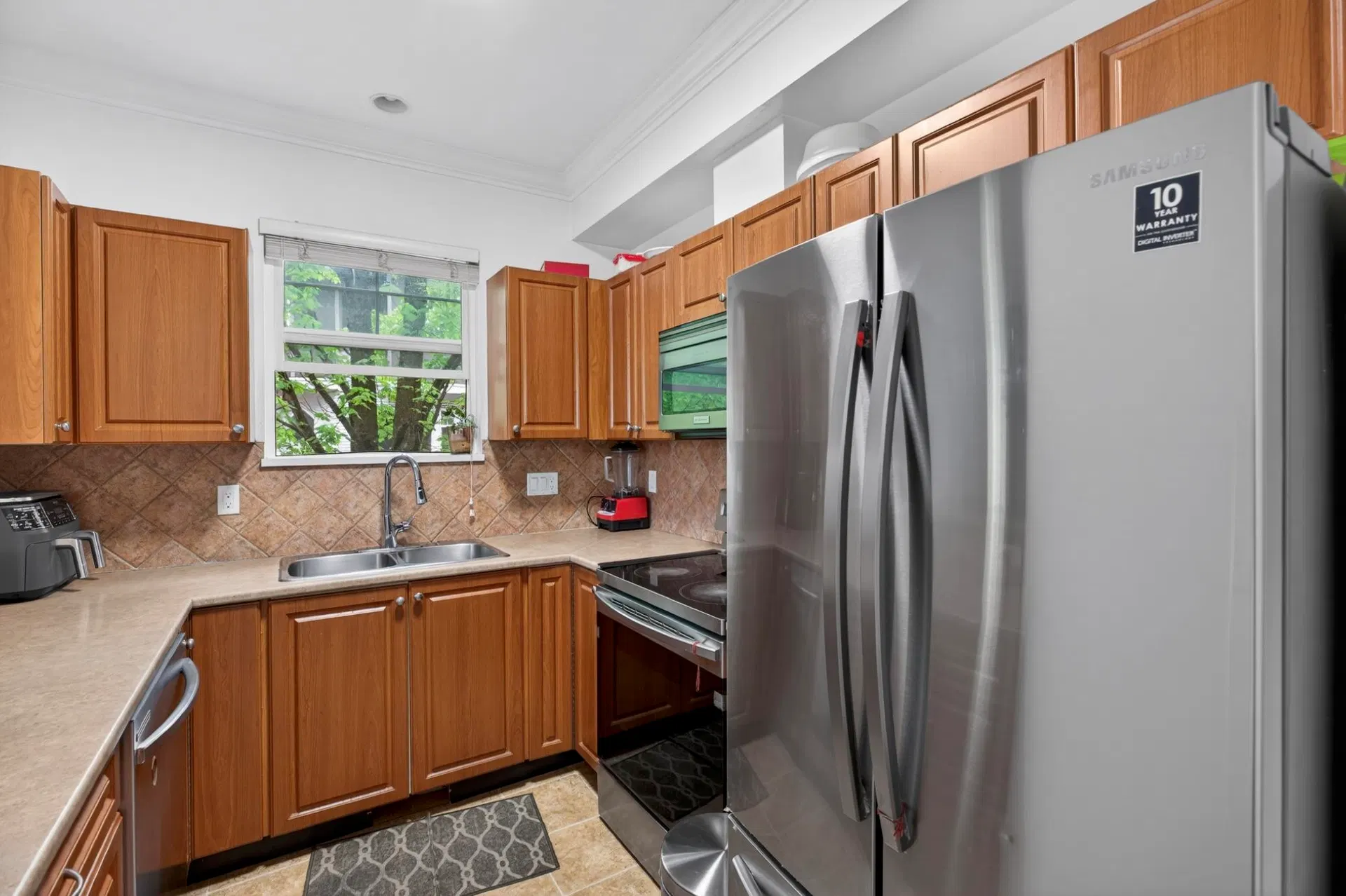 Photo 1 of 21 at #25 – 1010 Ewen Avenue