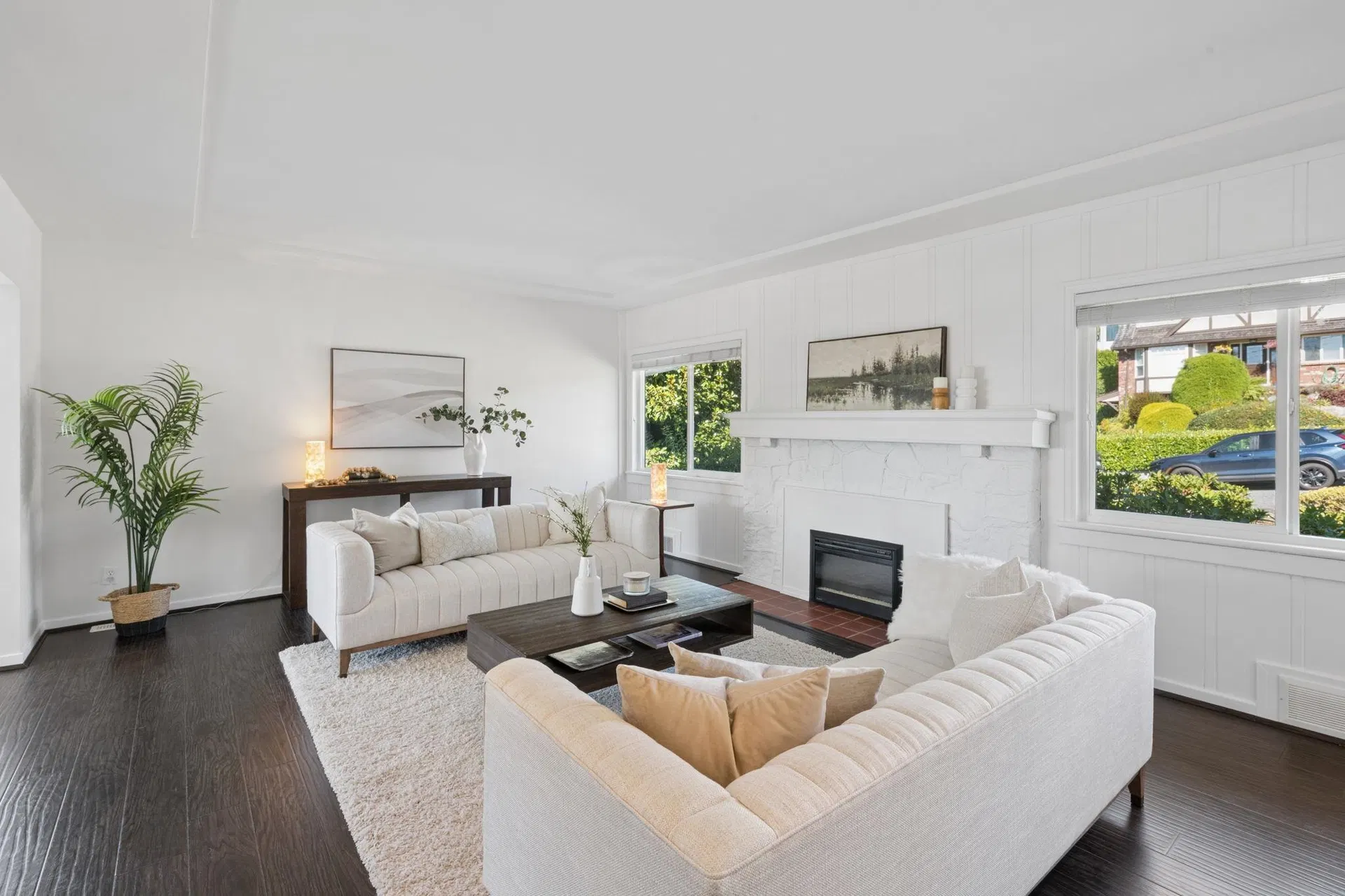 Photo 2 of 21 at 2288 Kings Avenue