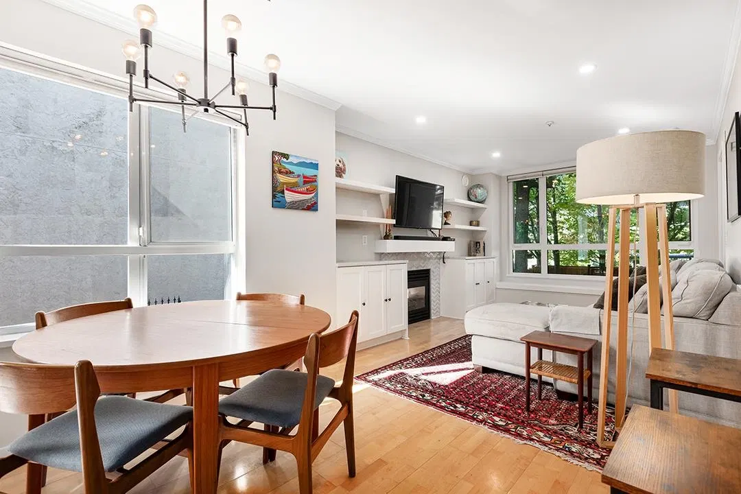 Photo 3 of 14 at #203 – 3235 W 4th Avenue
