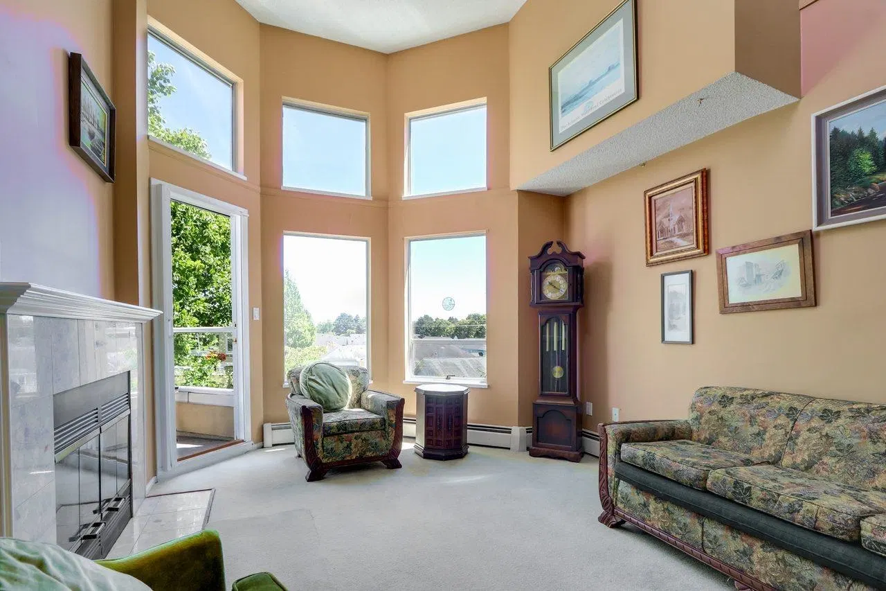 Photo 3 of 24 at #325 – 7251 Minoru Boulevard