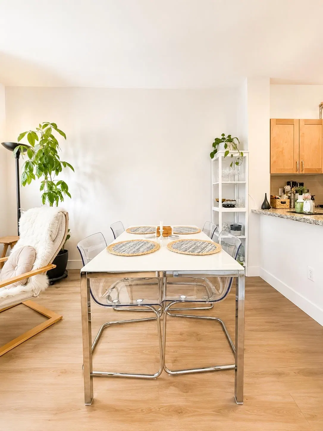 Photo 3 of 14 at #318 – 1111 E 27th Street
