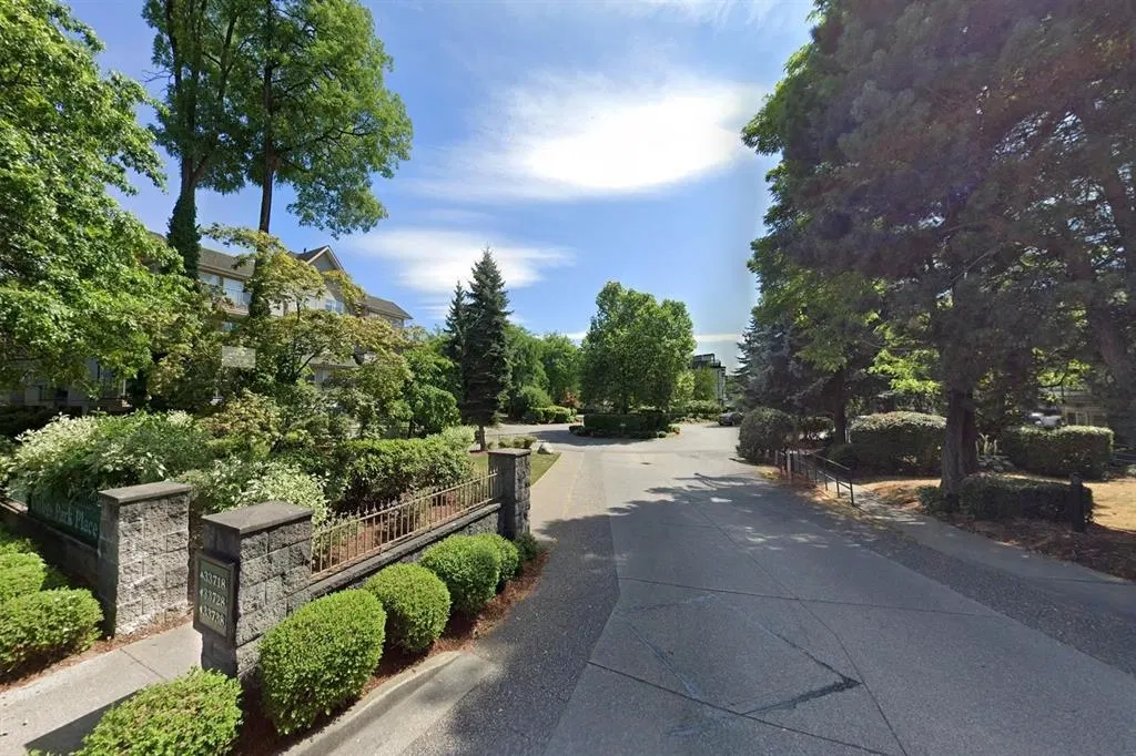 Photo 1 of 33 at #406 – 33718 King Road
