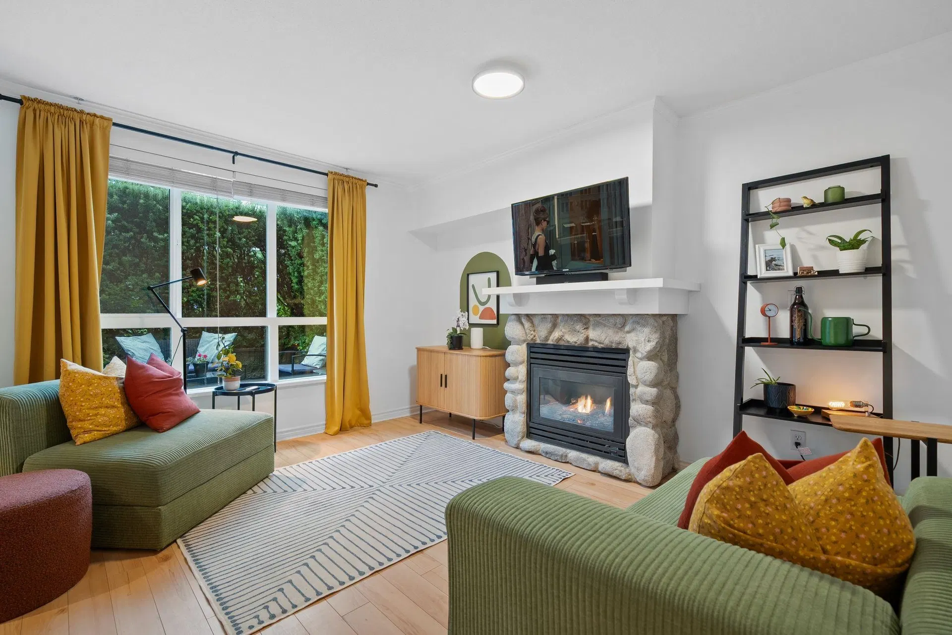 Photo 1 of 33 at #3 – 1005 Lynn Valley Road