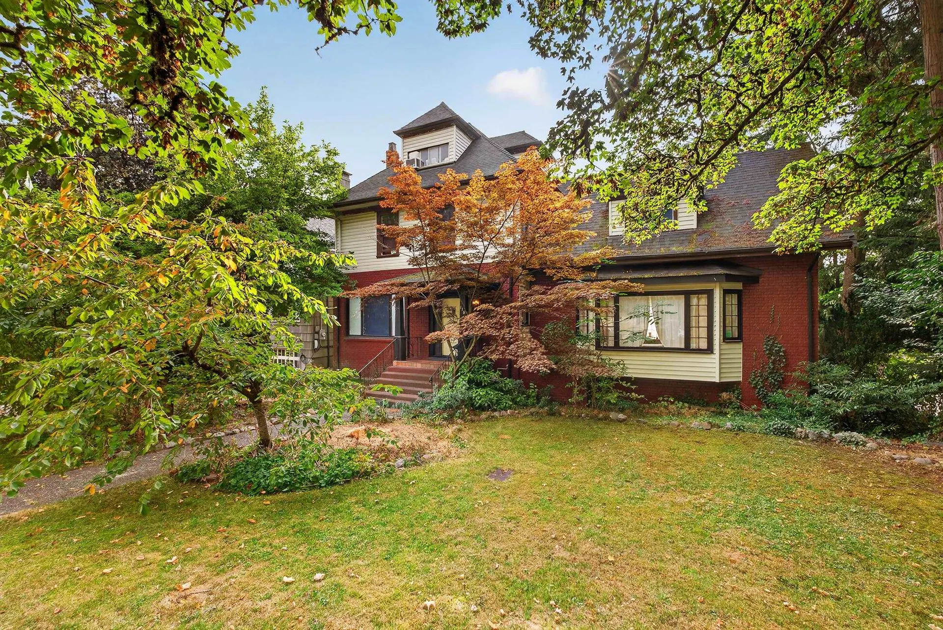 118 Queens Avenue