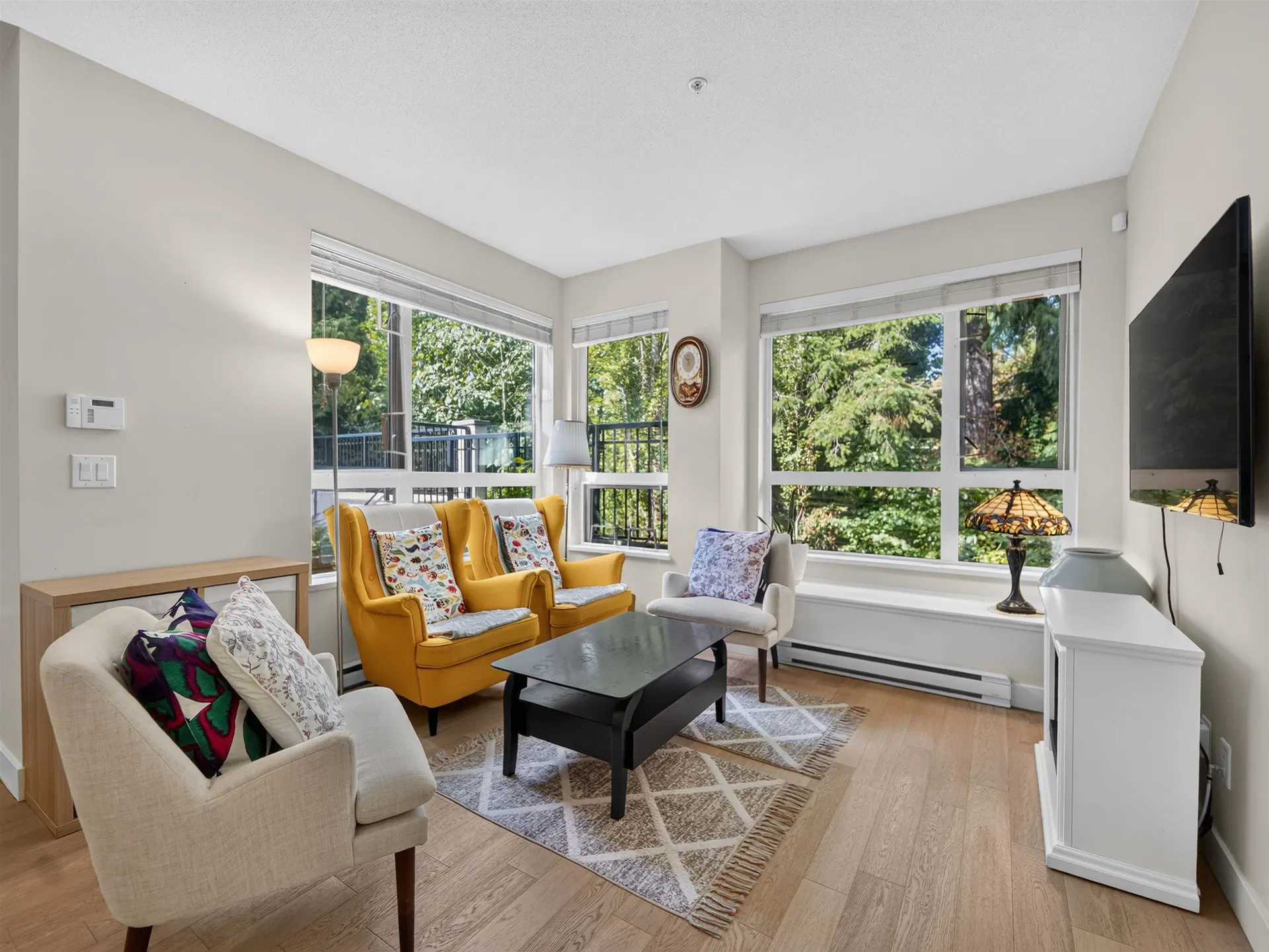 Photo 4 of 34 at #3 – 3201 Noel Drive