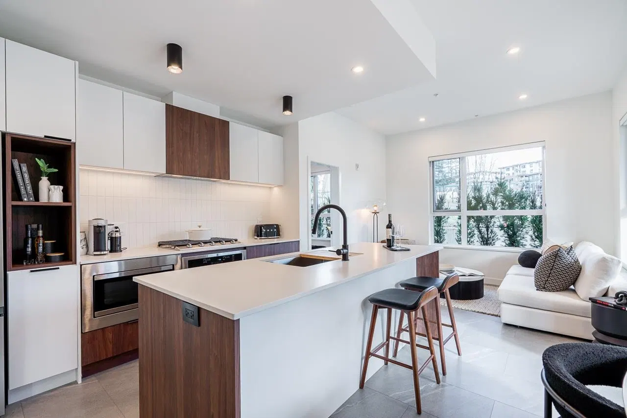 #110 – 623 Kemsley Avenue