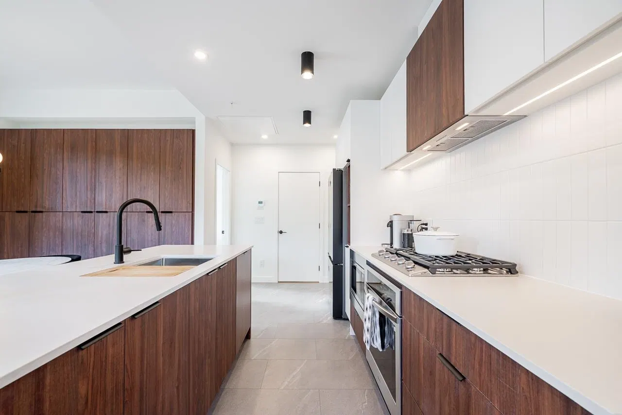 Photo 4 of 38 at #110 – 623 Kemsley Avenue