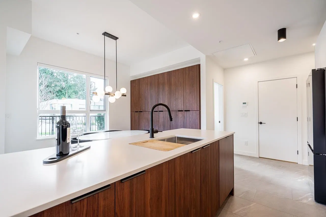 Photo 5 of 38 at #110 – 623 Kemsley Avenue