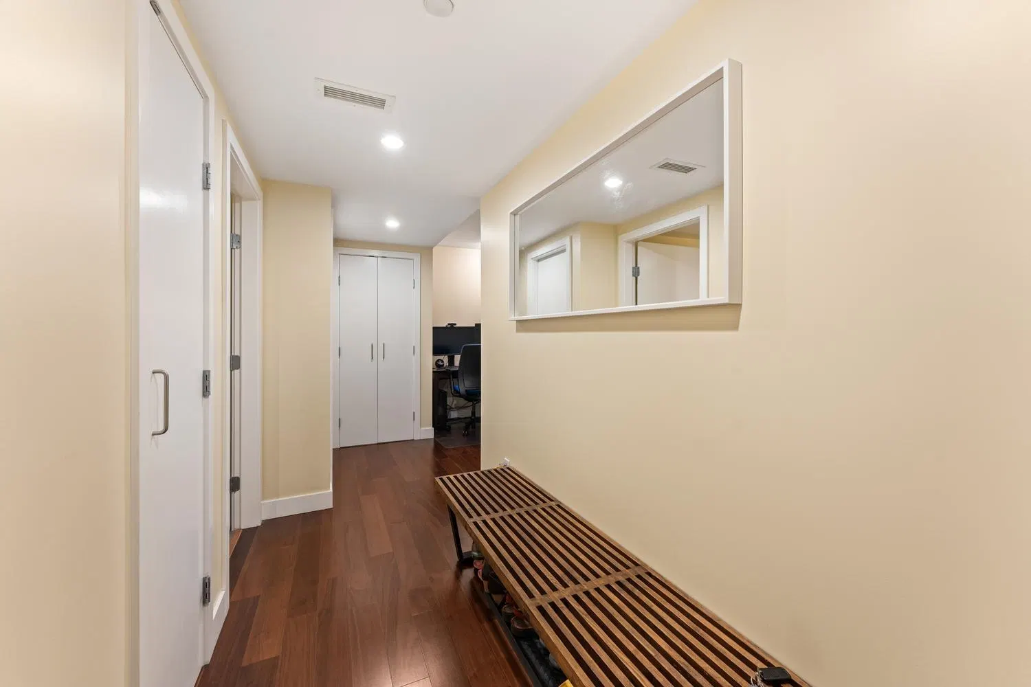 Photo 4 of 21 at #431 – 3228 Tupper Street
