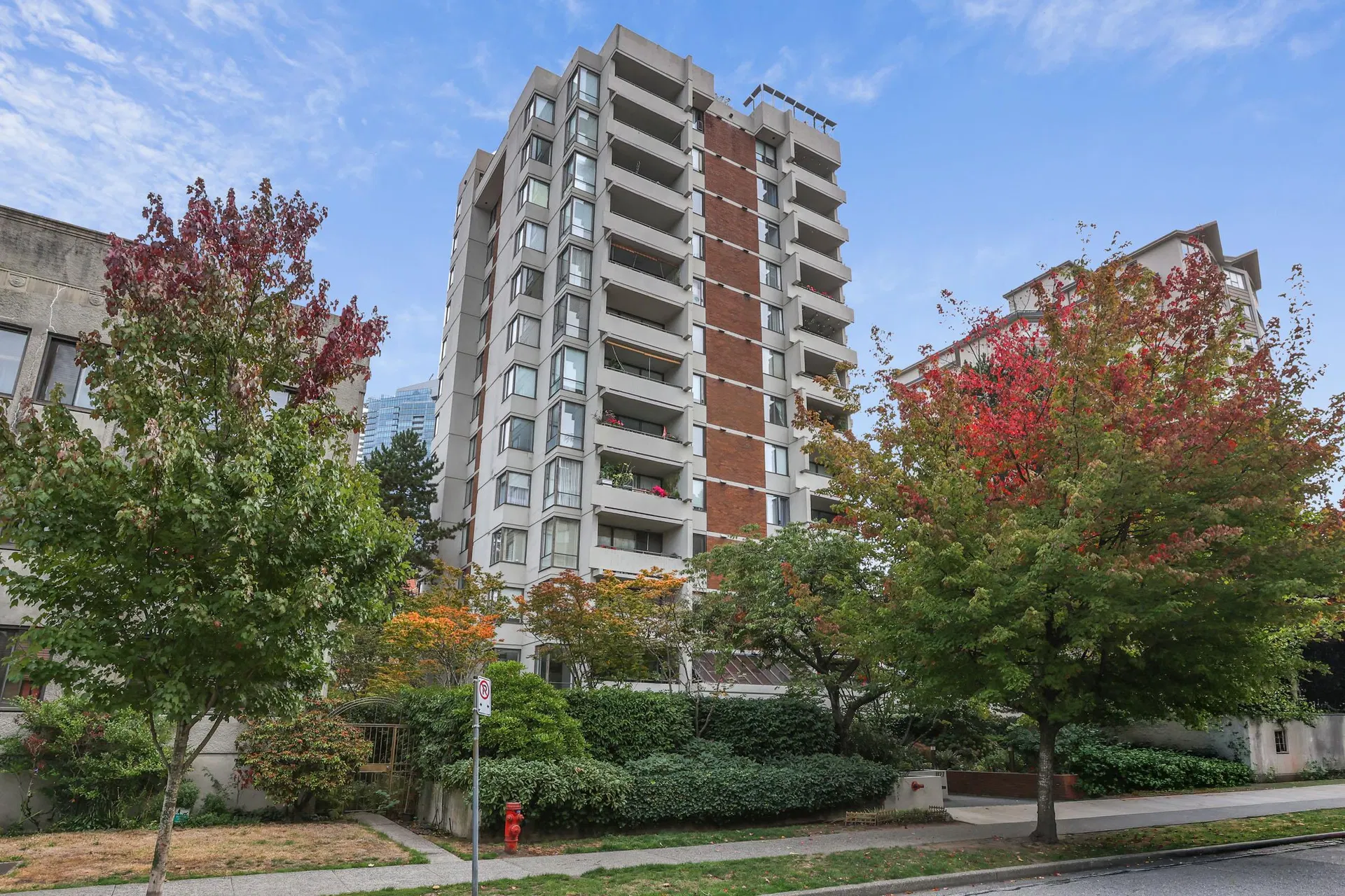 Photo 1 of 26 at #1102 – 1127 Barclay Street