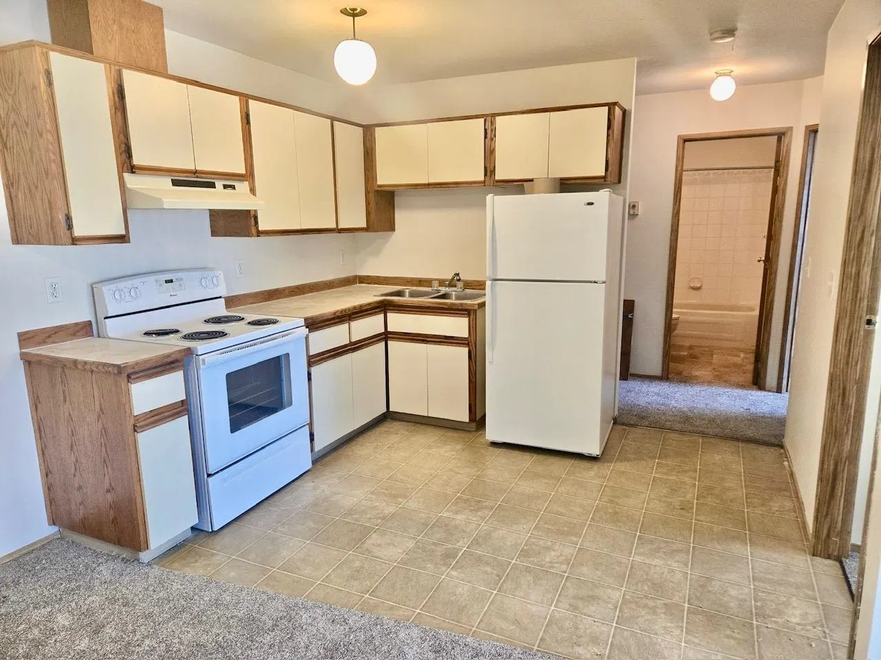 Photo 2 of 8 at #21 – 45655 Mcintosh Drive