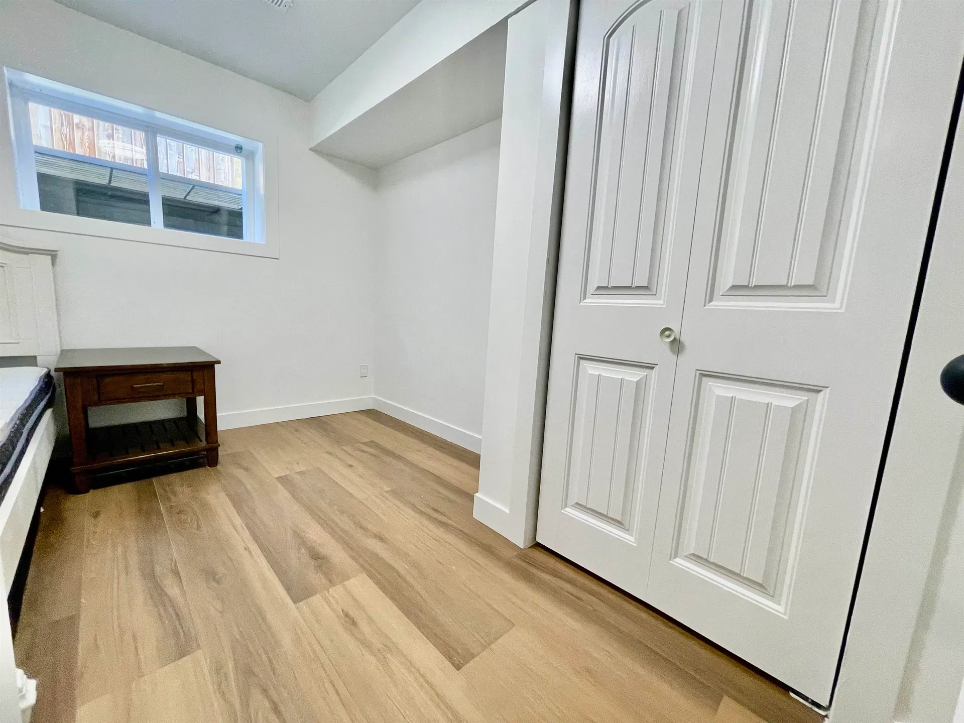 Photo 5 of 11 at LOWER LEVEL – 1695X 84 Avenue