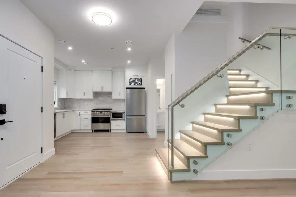 Photo 4 of 21 at #1 – 4257 Knight Street
