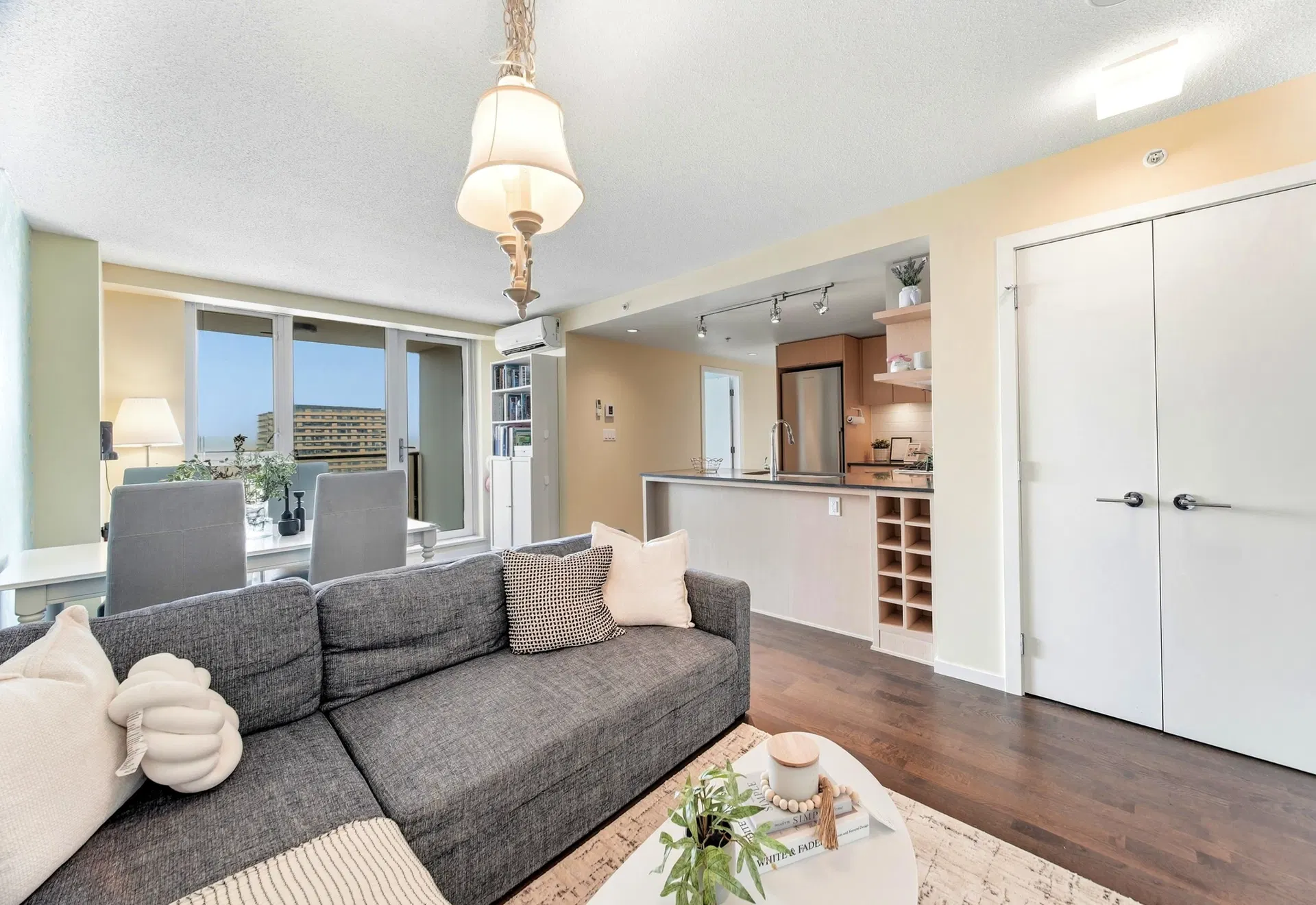 #1209 – 7888 Ackroyd Road