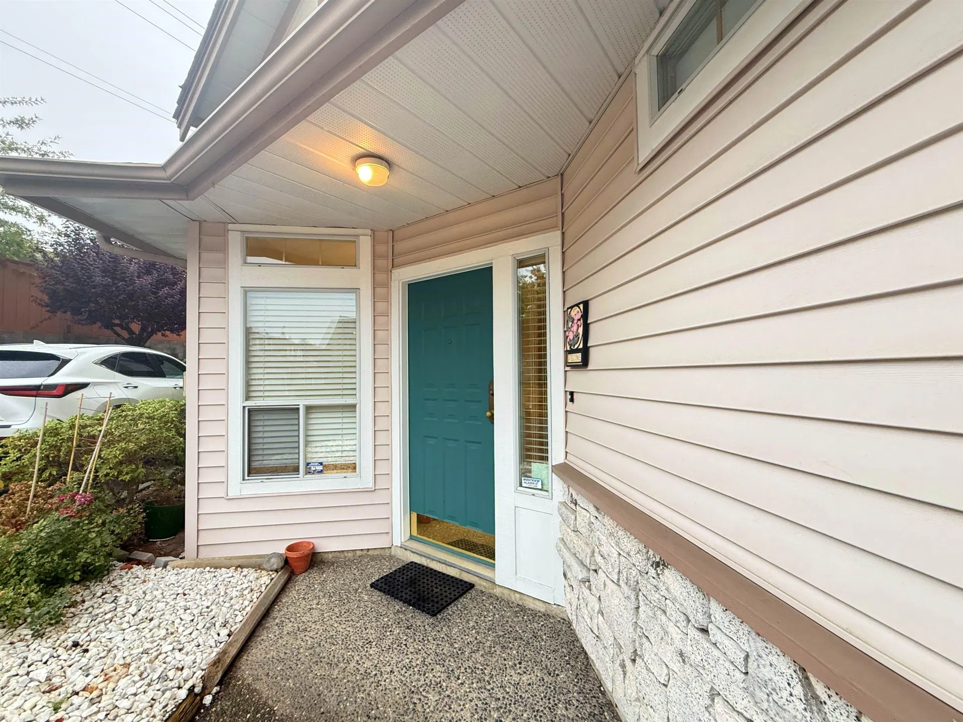 Photo 3 of 27 at #17 – 16325 82 Avenue