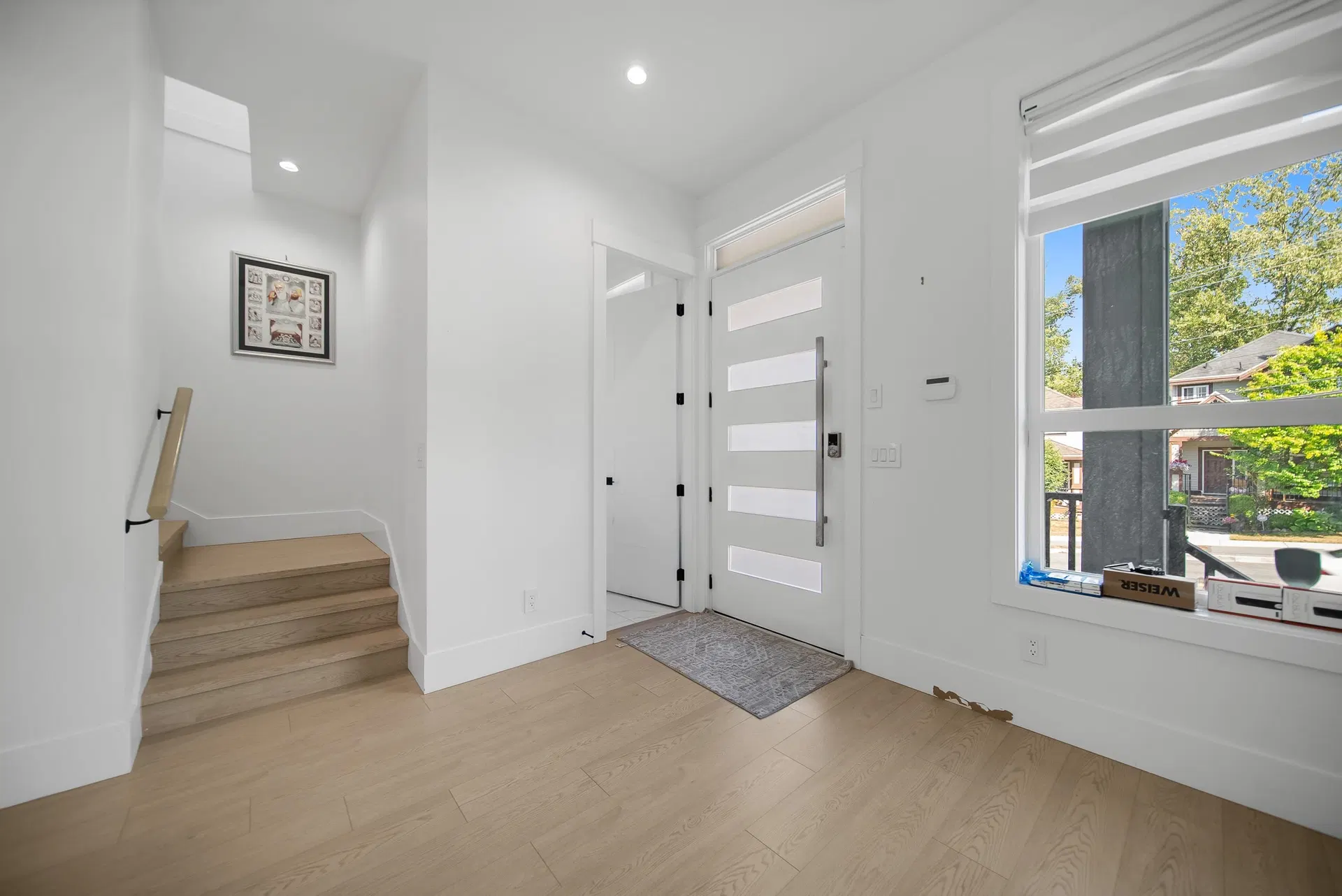 Photo 4 of 36 at 6253 148 Street