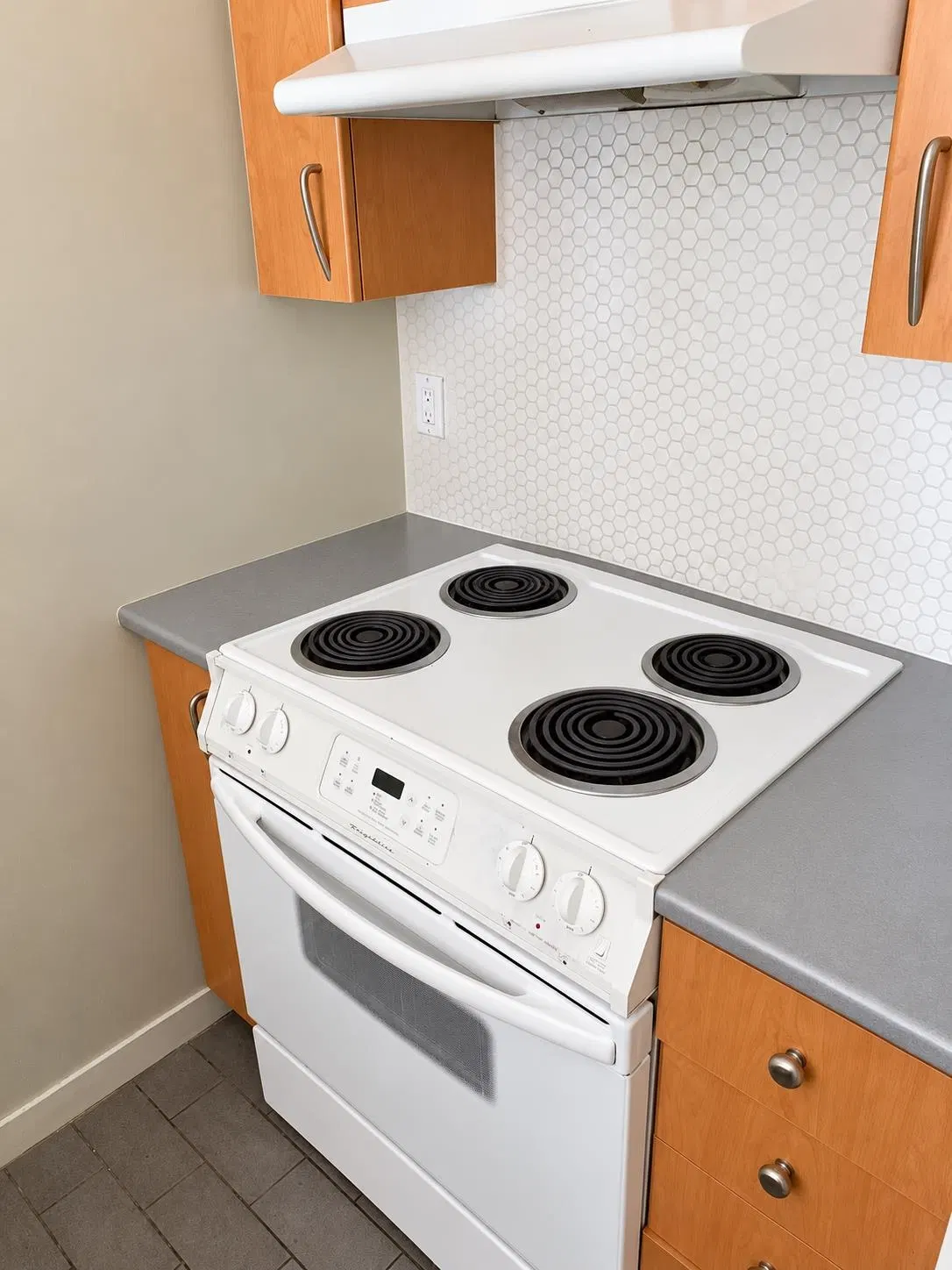 Photo 2 of 7 at #15xx – 1295 Richards Street