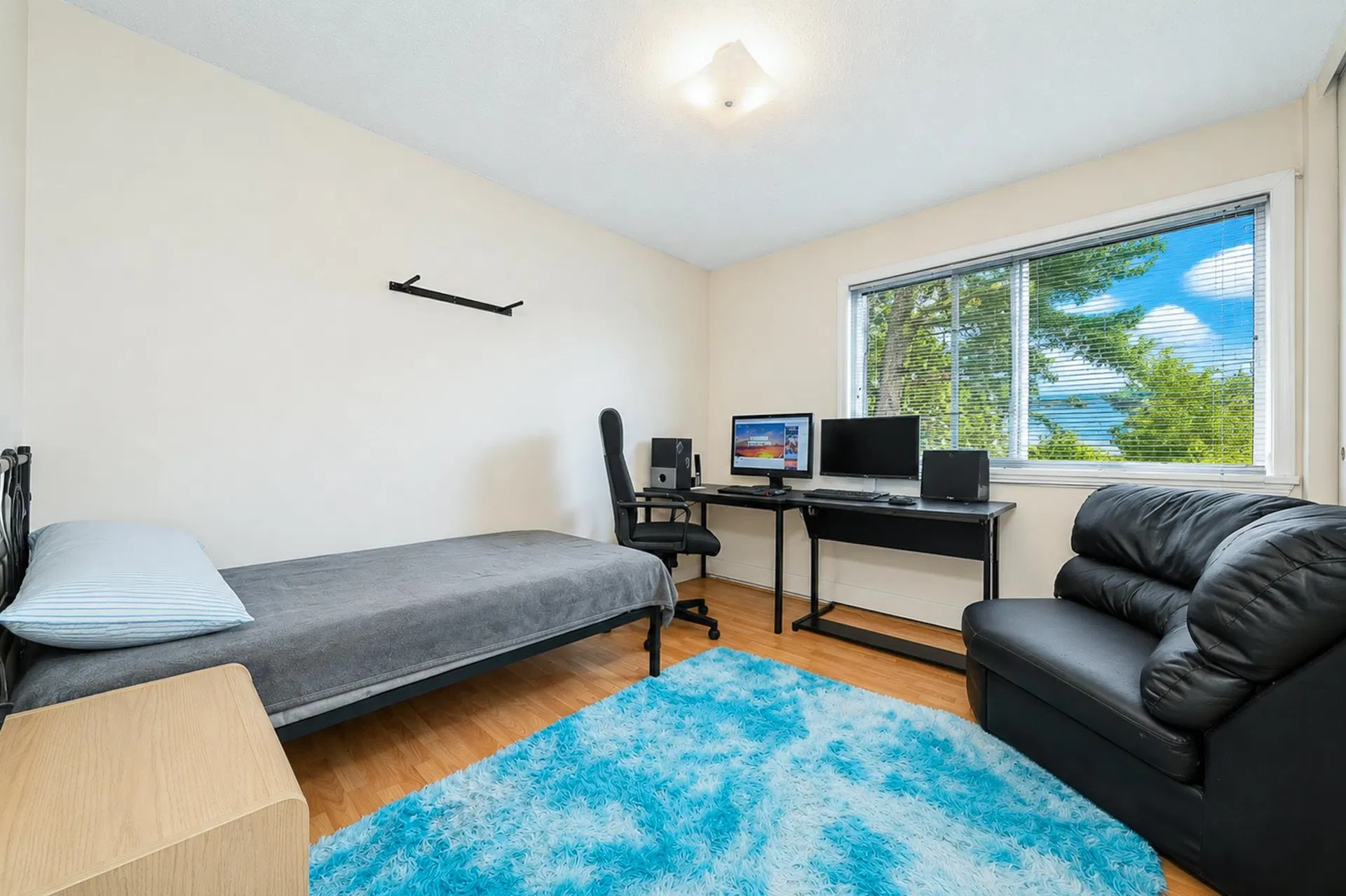 Photo 5 of 12 at #306 – 7200 Lindsay Road