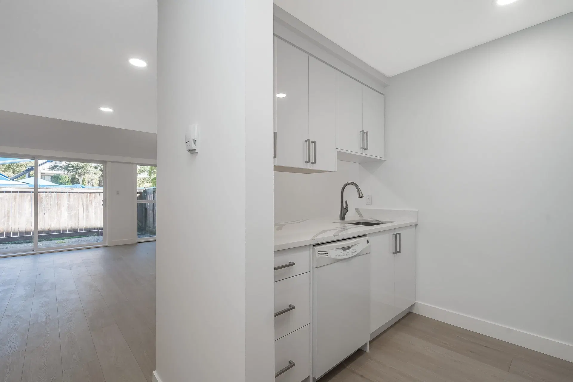 Photo 5 of 25 at #50 – 17708 60 Avenue
