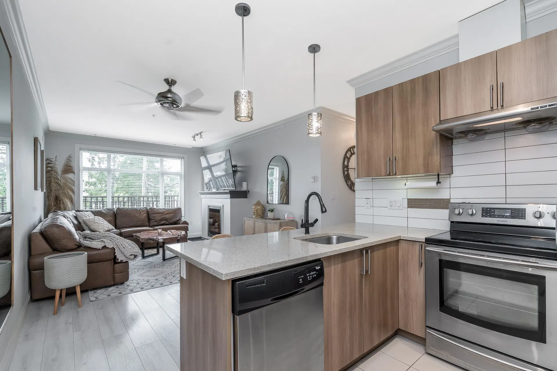 Photo 4 of 40 at #101 – 11566 224 Street