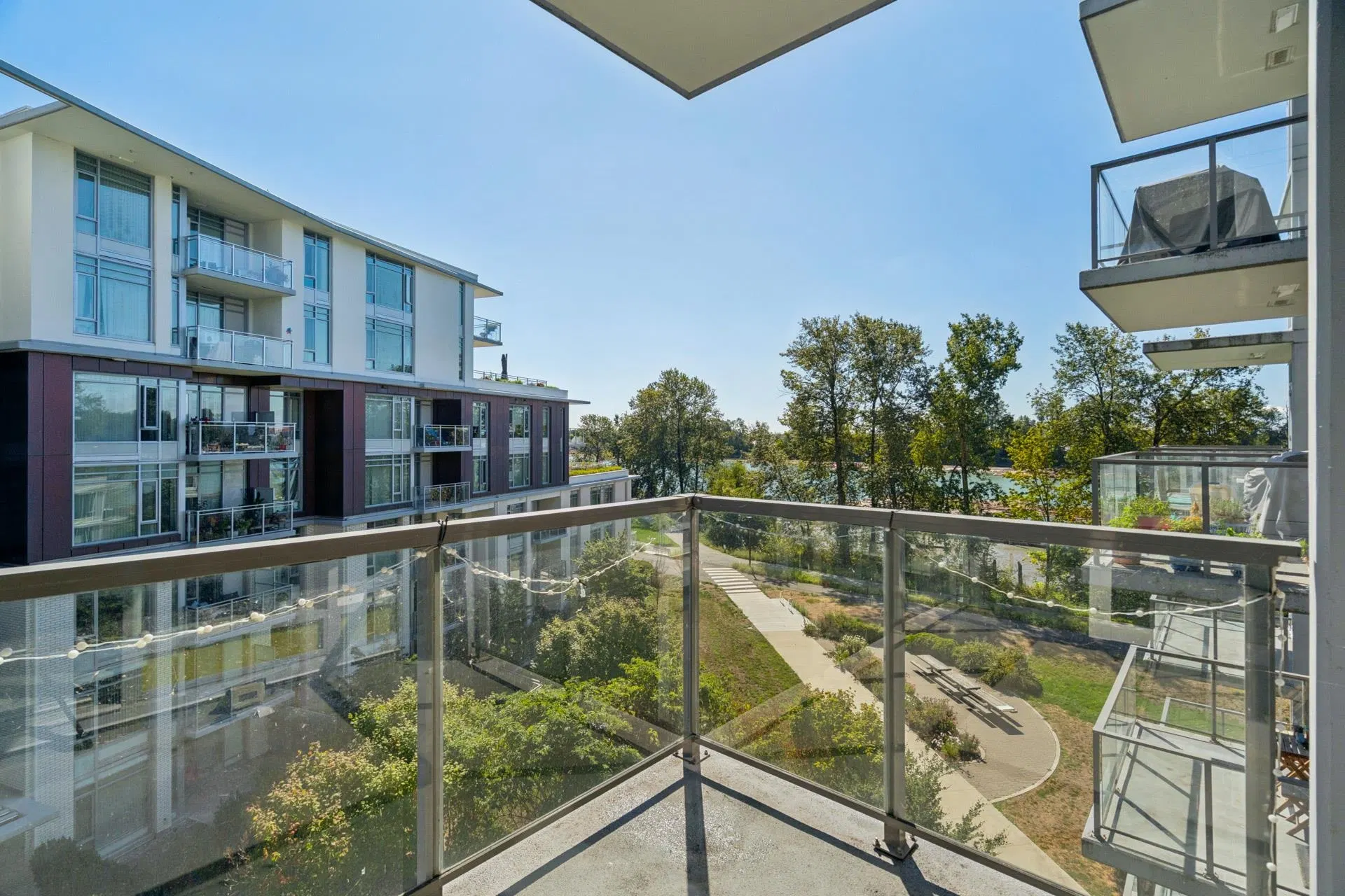 Photo 1 of 40 at #503 – 3168 Riverwalk Avenue