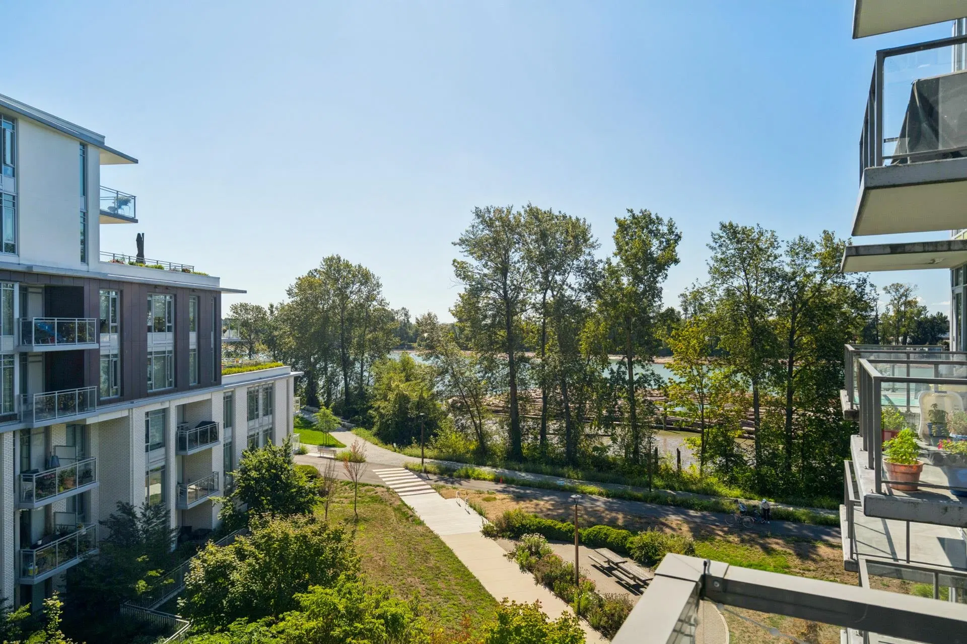 Photo 2 of 40 at #503 – 3168 Riverwalk Avenue