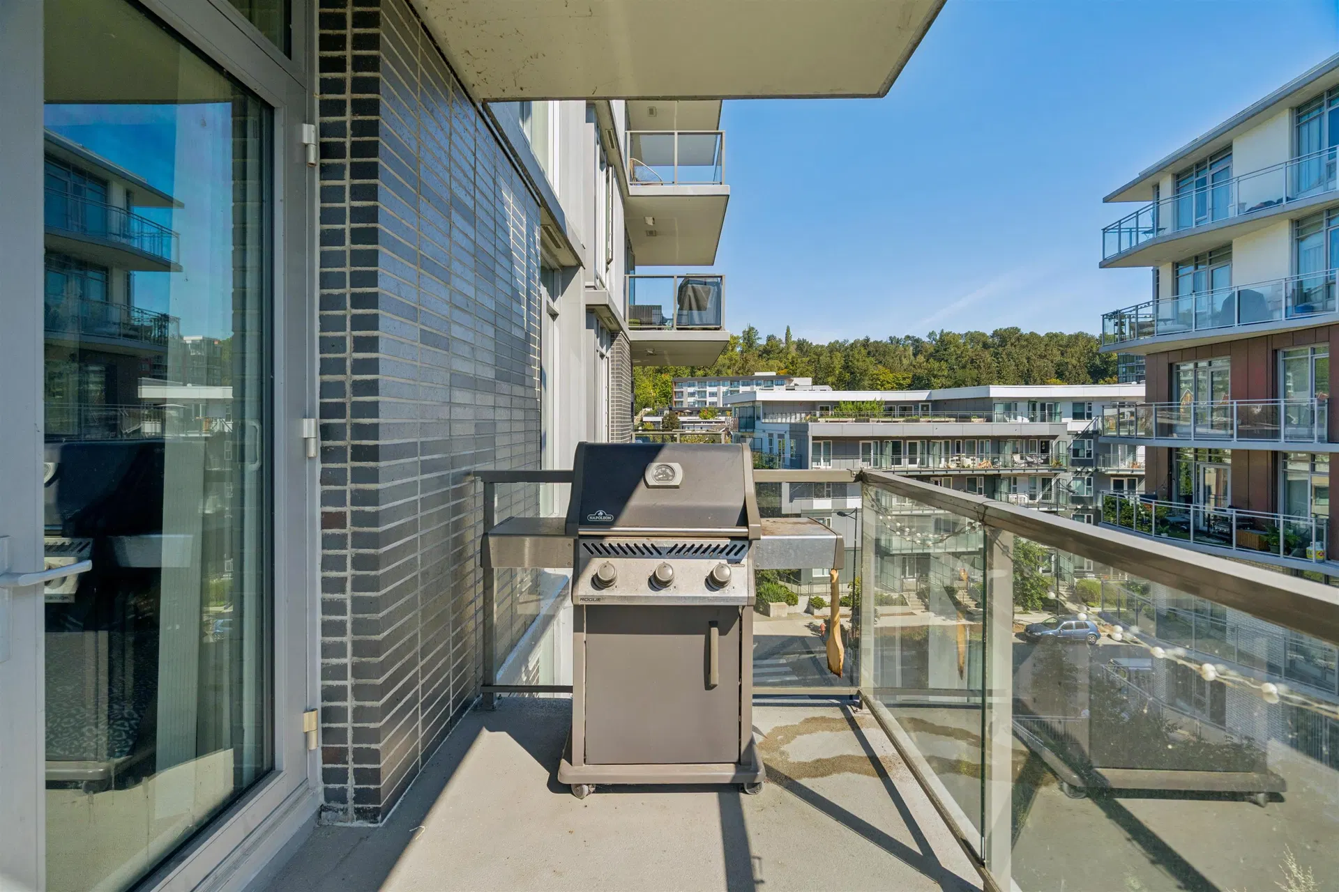 Photo 3 of 40 at #503 – 3168 Riverwalk Avenue