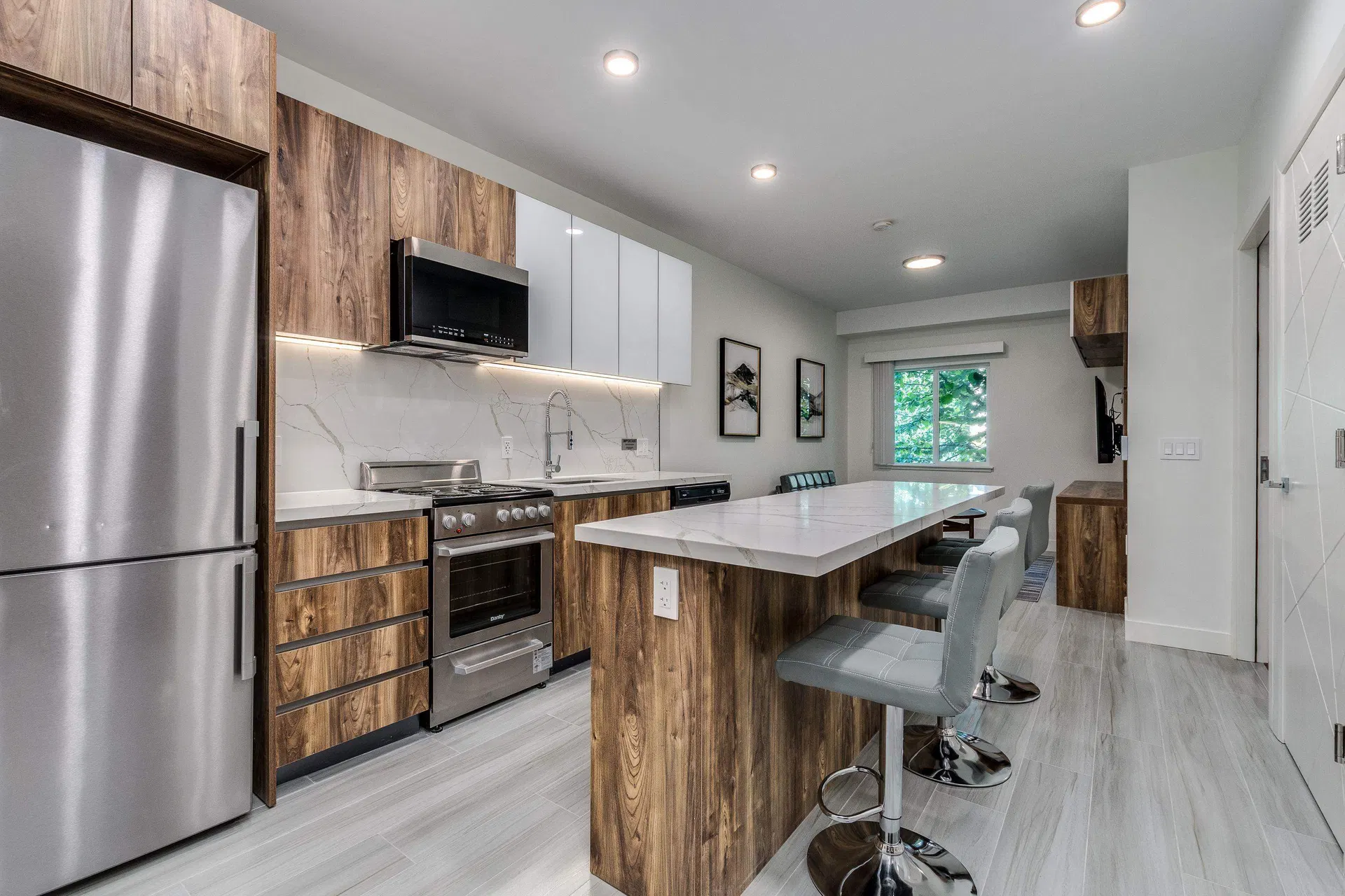 Photo 2 of 20 at #202 – 1168 Pendrell Street