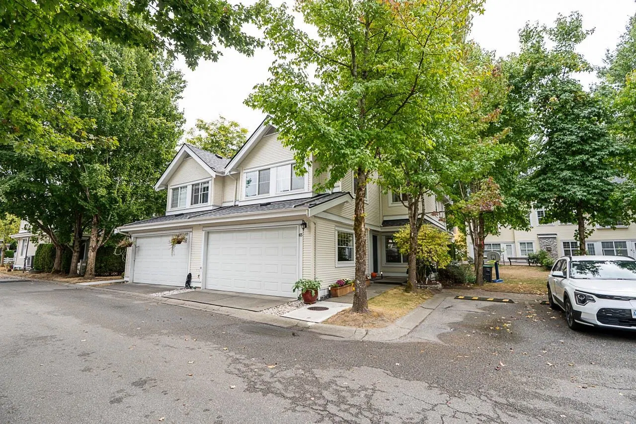 Photo 1 of 40 at #65 – 17097 64 Avenue