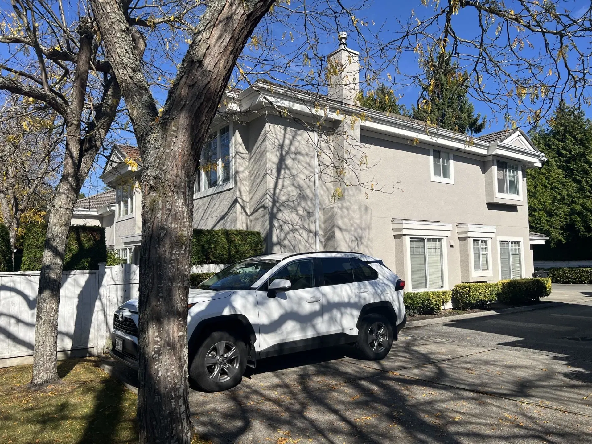 Photo 3 of 5 at #2 – 7760 Minoru Boulevard