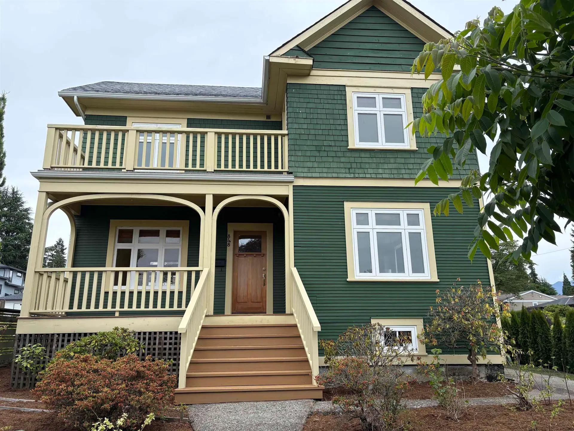 848 6th Street