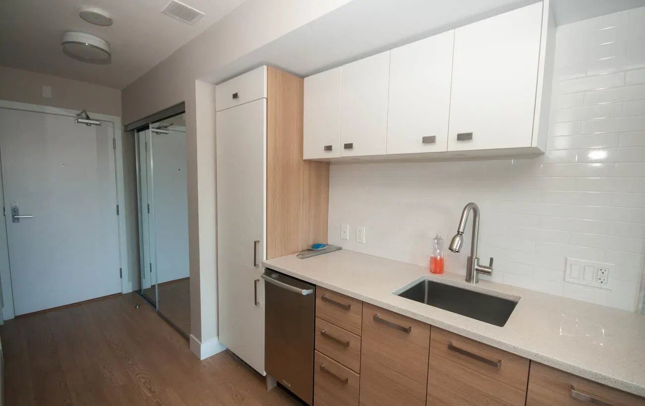 Photo 3 of 15 at #611 – 1783 Manitoba Street