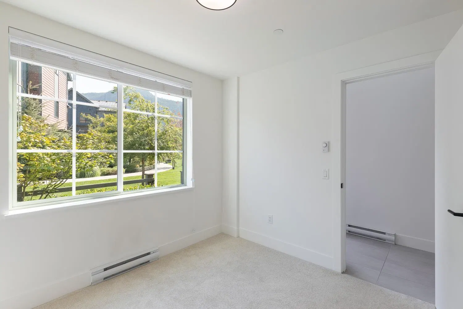 Photo 3 of 40 at 38006 Fairwater Place