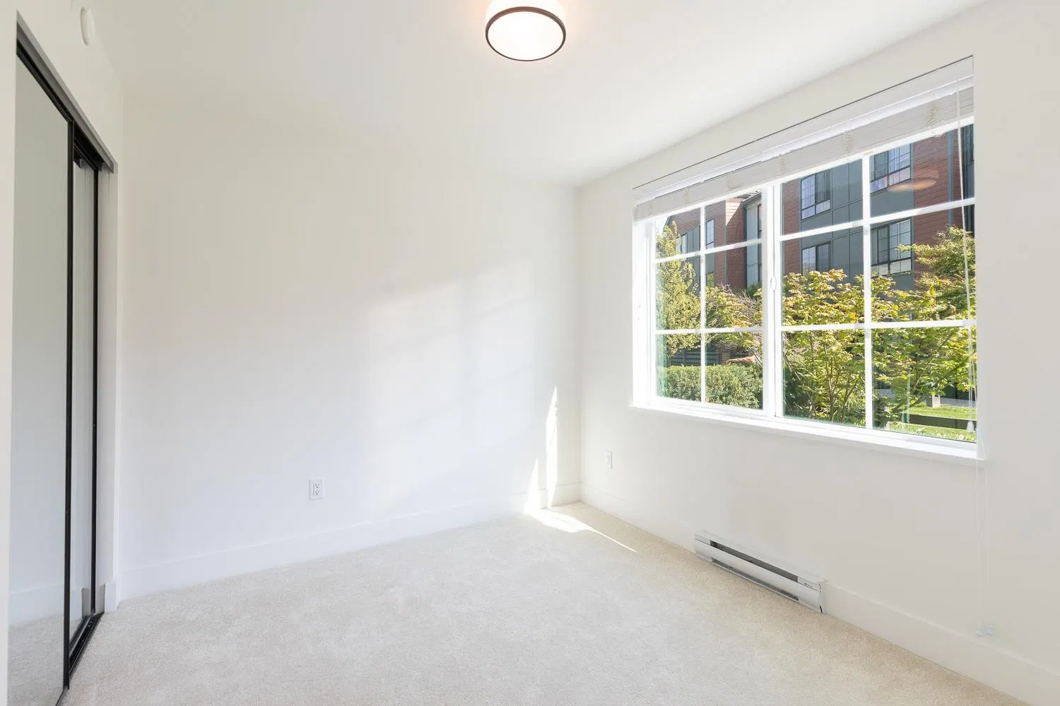 Photo 4 of 40 at 38006 Fairwater Place