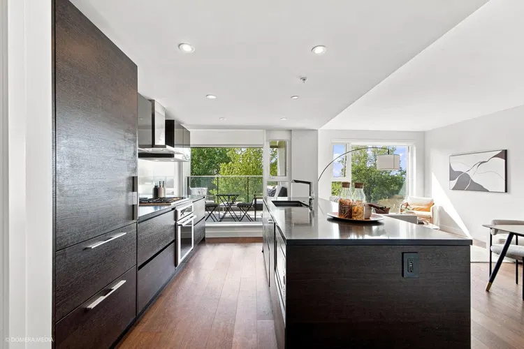 Photo 5 of 12 at #507 – 1571 W 57th Avenue