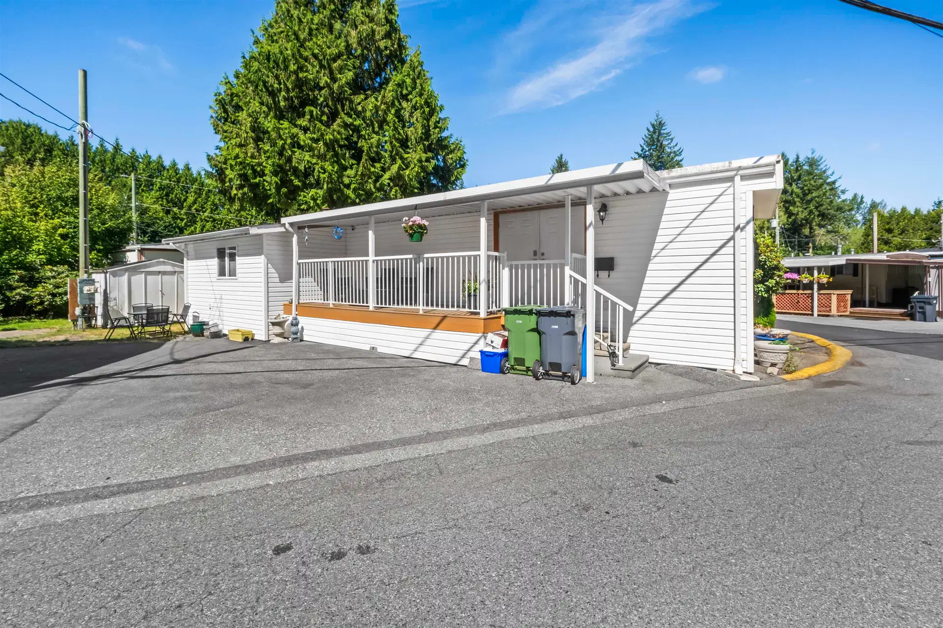 #20 – 24330 Fraser Highway
