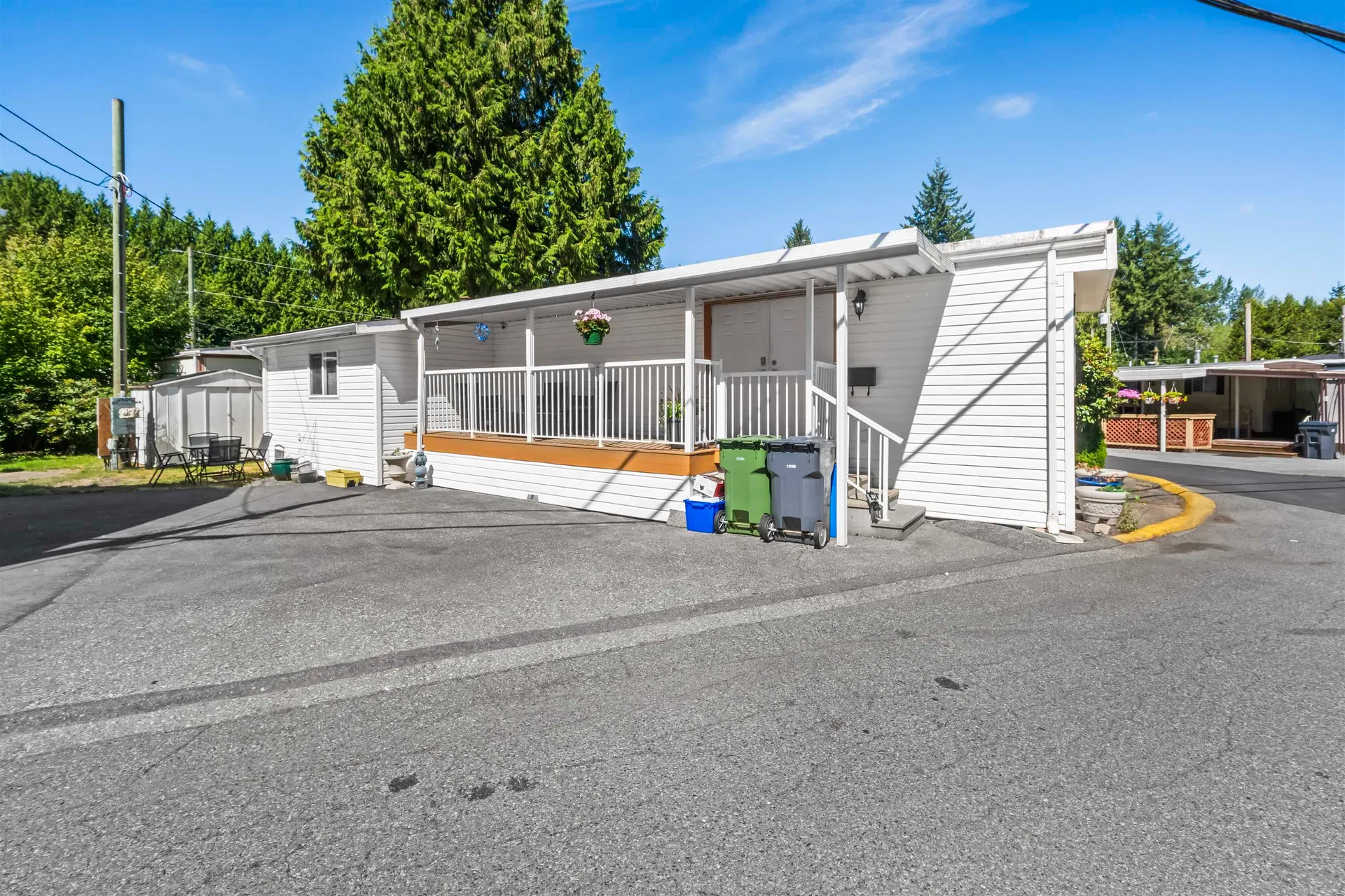 Photo 1 of 34 at #20 – 24330 Fraser Highway