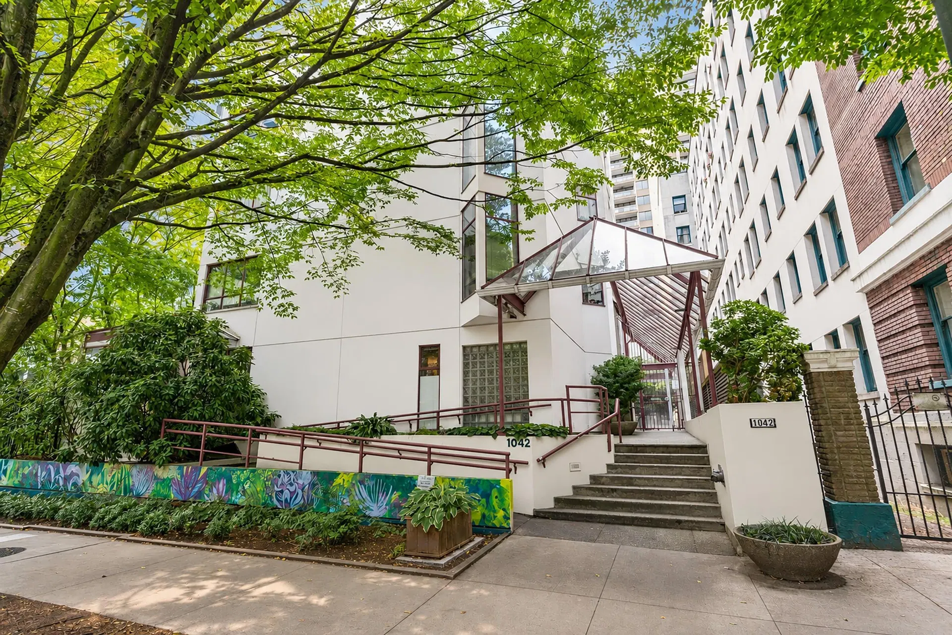 Photo 1 of 30 at #602 – 1042 Nelson Street