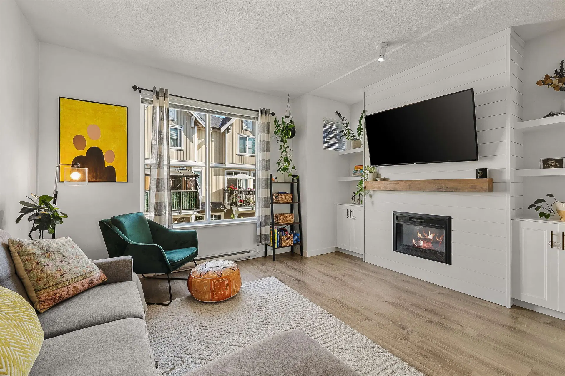 Photo 1 of 36 at #81 – 31032 Westridge Place