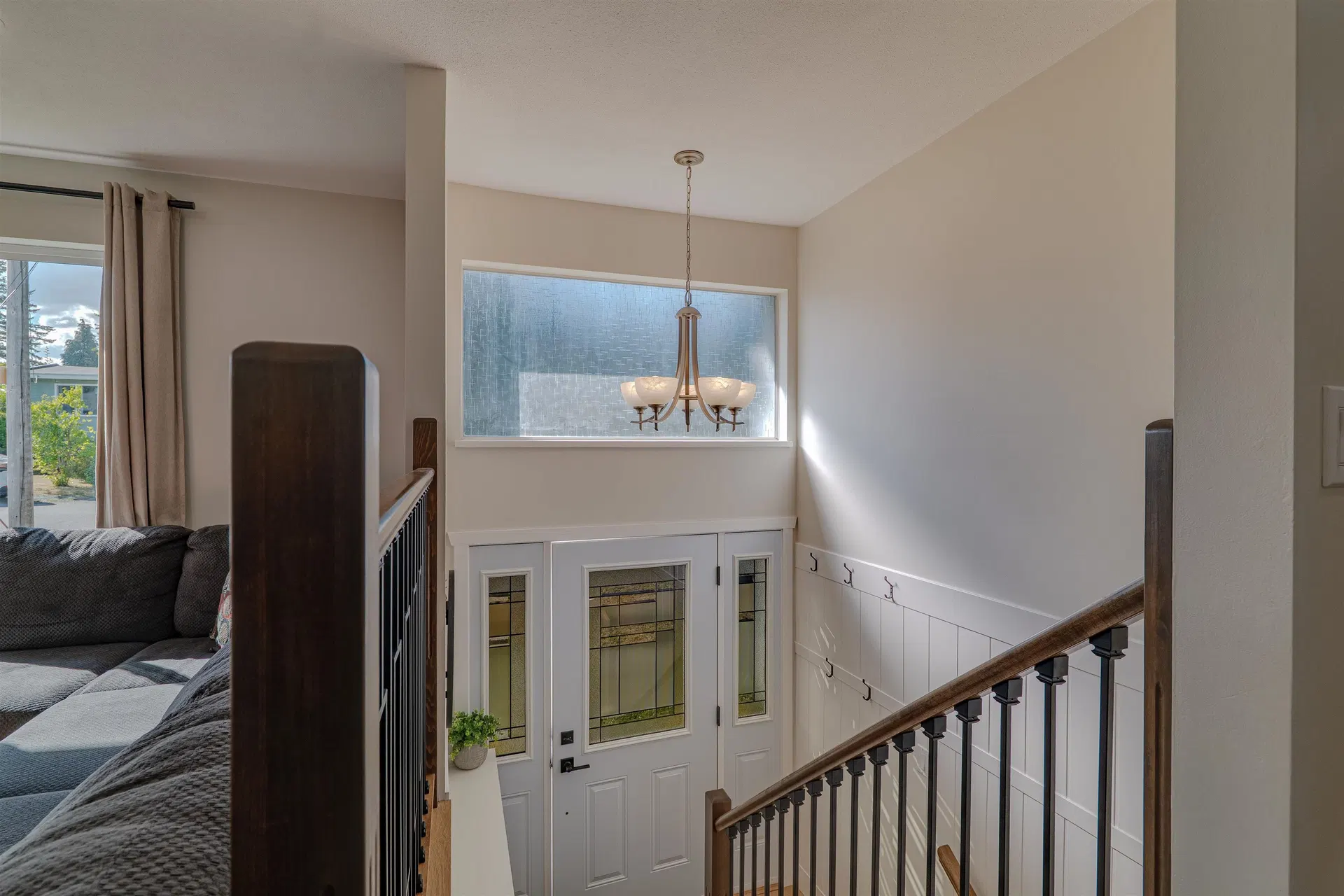 Photo 4 of 40 at 7820 Falcon Crescent