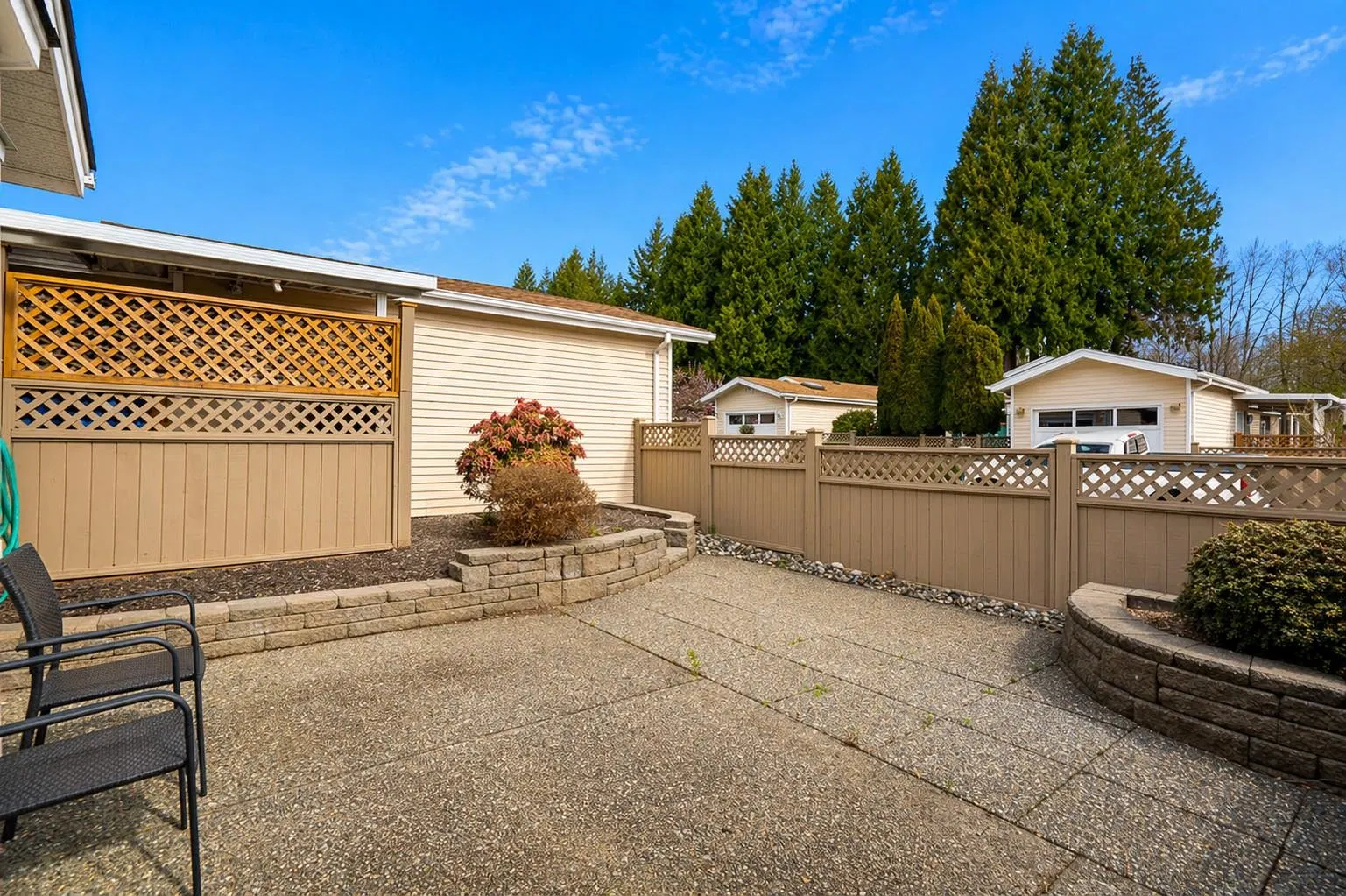 Photo 2 of 27 at #64 – 1400 164 Street